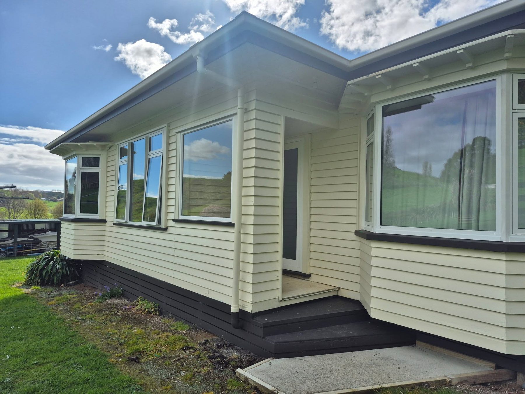 Exterior repaint detail